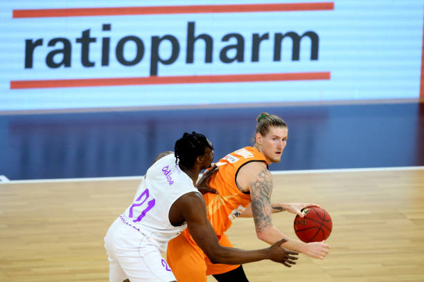 并仅有1次 并仅有1次